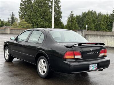 1997 Nissan Maxima GLE   - Photo 2 - Gresham, OR 97030