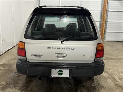 1999 Subaru Forester L  AWD - Photo 3 - Gresham, OR 97030