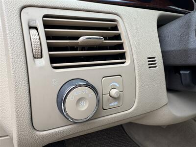 2010 Buick Lucerne CXL  w/ 1XL - Photo 21 - Gresham, OR 97030