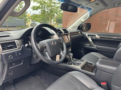 2015 Lexus GX 460 Premium  AWD - Photo 16 - Gresham, OR 97030