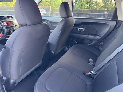 2016 Kia Soul LX   - Photo 12 - Gresham, OR 97030