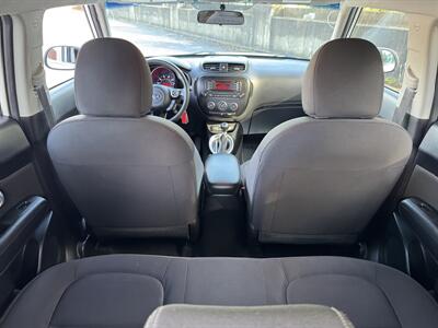 2016 Kia Soul LX   - Photo 15 - Gresham, OR 97030