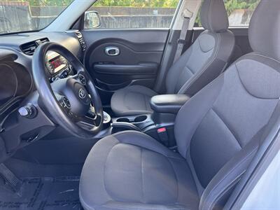 2016 Kia Soul LX   - Photo 10 - Gresham, OR 97030