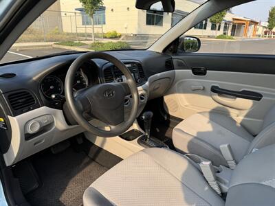 2011 Hyundai Accent GS   - Photo 9 - Gresham, OR 97030