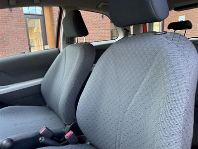2011 Toyota Yaris   - Photo 12 - Gresham, OR 97030