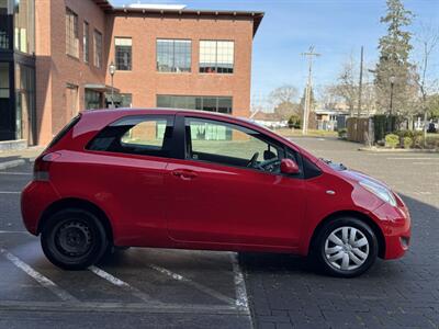 2011 Toyota Yaris   - Photo 6 - Gresham, OR 97030