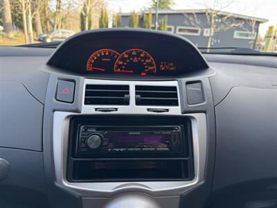 2011 Toyota Yaris   - Photo 17 - Gresham, OR 97030