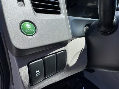 2012 Honda Civic Hybrid - Photo 22 - Gresham, OR 97030