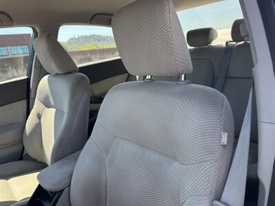 2012 Honda Civic Hybrid - Photo 12 - Gresham, OR 97030