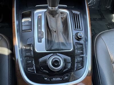 2011 Audi Q5 3.2 Quattro Premium Plus  AWD - Photo 21 - Gresham, OR 97030