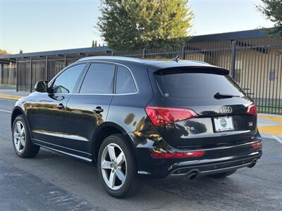 2011 Audi Q5 3.2 Quattro Premium Plus  AWD - Photo 2 - Gresham, OR 97030
