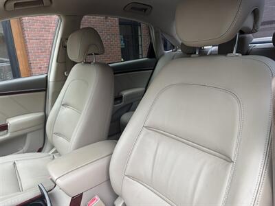 2006 Hyundai Azera Limited   - Photo 12 - Gresham, OR 97030