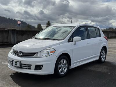 2011 Nissan Versa 1.8 SL Hatchback