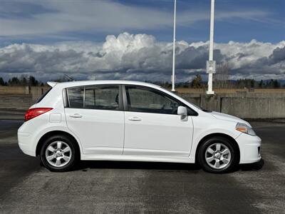 2011 Nissan Versa 1.8 SL   - Photo 6 - Gresham, OR 97030