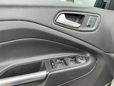 2016 Ford C-MAX Energi SEL  Plug-In Hybrid - Photo 25 - Gresham, OR 97030