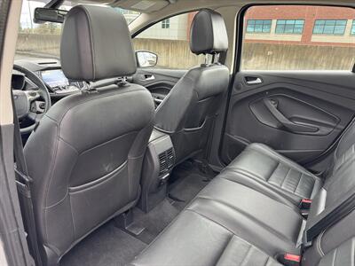 2016 Ford C-MAX Energi SEL  Plug-In Hybrid - Photo 14 - Gresham, OR 97030