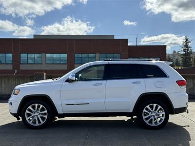 2017 Jeep Grand Cherokee Limited  4x4 - Photo 2 - Gresham, OR 97030