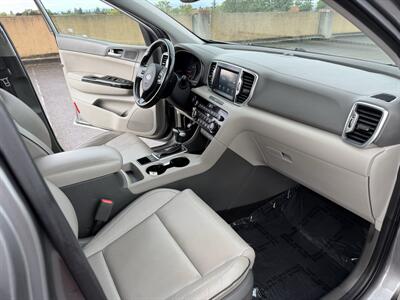 2018 Kia Sportage EX  AWD - Photo 8 - Gresham, OR 97030