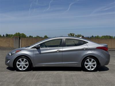 2012 Hyundai Elantra Limited - Photo 2 - Gresham, OR 97030