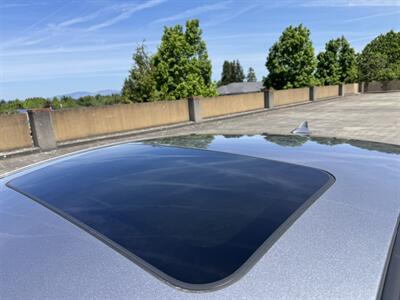 2012 Hyundai Elantra Limited - Photo 9 - Gresham, OR 97030