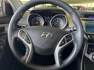 2012 Hyundai Elantra Limited - Photo 20 - Gresham, OR 97030
