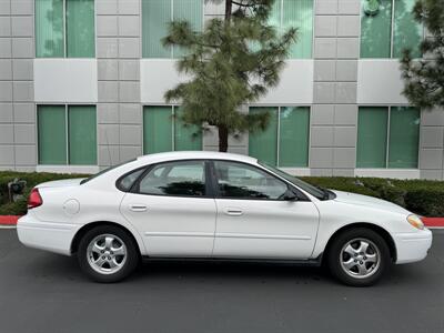 2005 Ford Taurus SE   - Photo 2 - Gresham, OR 97030