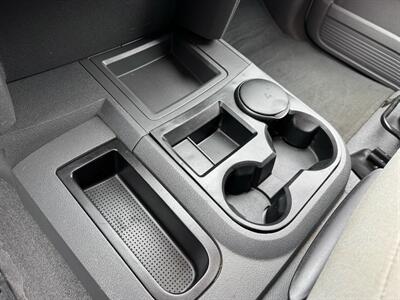 2006 Dodge Ram 3500 SLT  SB Mega Cab - Photo 28 - Gresham, OR 97030