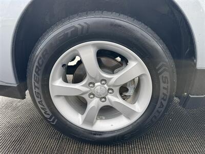 2012 Subaru Outback 2.5i Premium AWD - Photo 10 - Gresham, OR 97030