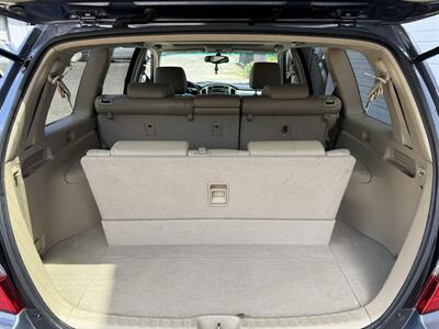 2006 Toyota Highlander Hybrid Limited 4WD - Photo 16 - Gresham, OR 97030