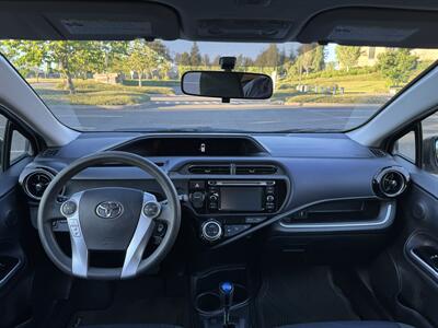 2015 Toyota Prius c Two Hybrid - Photo 18 - Gresham, OR 97030