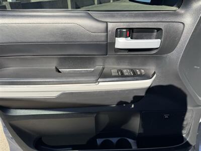 2019 Toyota Tundra Limited  Crew Cab 4x4 - Photo 30 - Gresham, OR 97030
