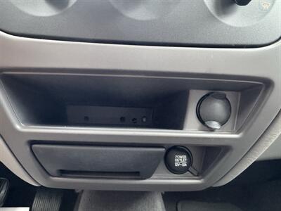 2005 Ford Taurus SE - Photo 25 - Gresham, OR 97030