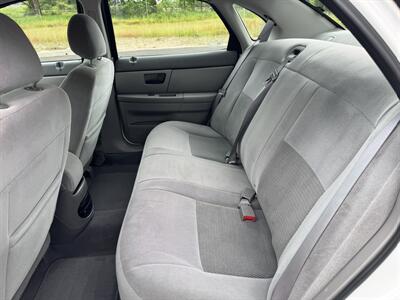 2005 Ford Taurus SE - Photo 14 - Gresham, OR 97030