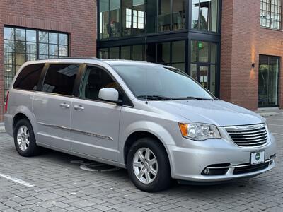 2012 Chrysler Town & Country Touring  LWB w/ STO-N-GO - Photo 7 - Gresham, OR 97030