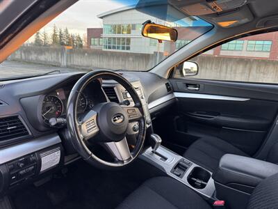 2011 Subaru Outback 2.5i Premium  AWD - Photo 13 - Gresham, OR 97030