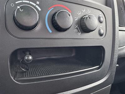 2005 Dodge Ram 1500 SLT 4dr Quad Cab  Off Road 4x4 - Photo 25 - Gresham, OR 97030