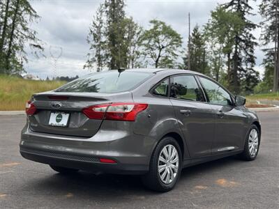 2012 Ford Focus SE - Photo 5 - Gresham, OR 97030