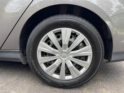 2012 Ford Focus SE - Photo 9 - Gresham, OR 97030