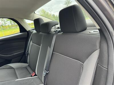 2012 Ford Focus SE - Photo 15 - Gresham, OR 97030