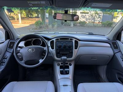 2005 Toyota Highlander V6 4WD - Photo 19 - Gresham, OR 97030