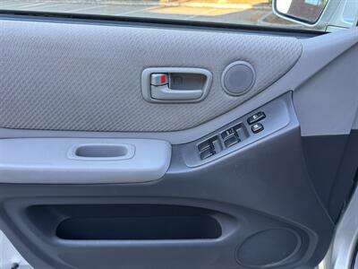 2005 Toyota Highlander V6 4WD - Photo 24 - Gresham, OR 97030