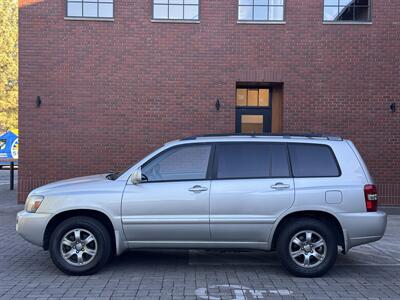 2005 Toyota Highlander V6 4WD - Photo 2 - Gresham, OR 97030