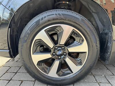 2017 Subaru Forester 2.5i Premium  AWD - Photo 10 - Gresham, OR 97030