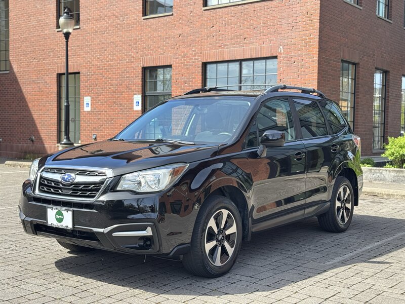 2017 Subaru Forester 2.5i Premium  AWD - Photo 1 - Gresham, OR 97030