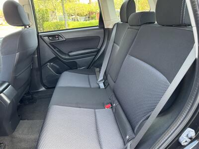2017 Subaru Forester 2.5i Premium  AWD - Photo 15 - Gresham, OR 97030