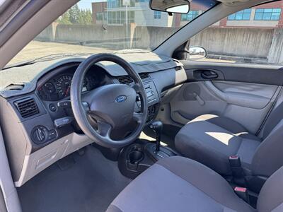 2007 Ford Focus ZX4 SE   - Photo 10 - Gresham, OR 97030
