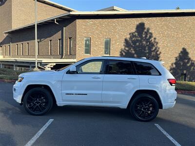 2019 Jeep Grand Cherokee Altitude 4WD - Photo 2 - Gresham, OR 97030