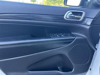 2019 Jeep Grand Cherokee Altitude 4WD - Photo 25 - Gresham, OR 97030
