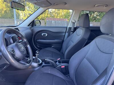 2016 Kia Soul   - Photo 10 - Gresham, OR 97030
