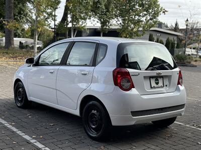 2011 Chevrolet Aveo5 LS   - Photo 3 - Gresham, OR 97030